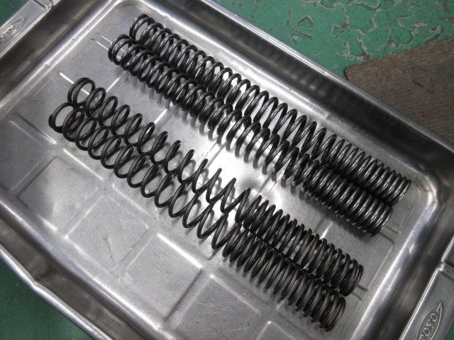 VTR250にハイパープロのフォークスプリングを！ | ライコランド埼玉