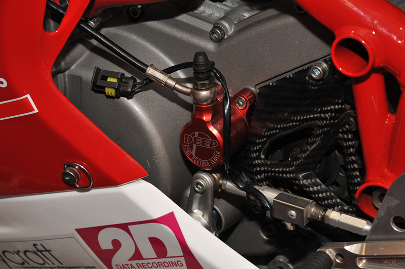 ドゥカティのクラッチを軽くする定番～ファインフェザークラッチKIT