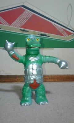 ｷｬﾌﾟﾃﾝｳﾙﾄﾗ・ﾏｰﾐｯﾄの改造ﾊﾞﾝﾃﾞﾗｰのｿﾌﾋﾞ | 今日も玩具日和り