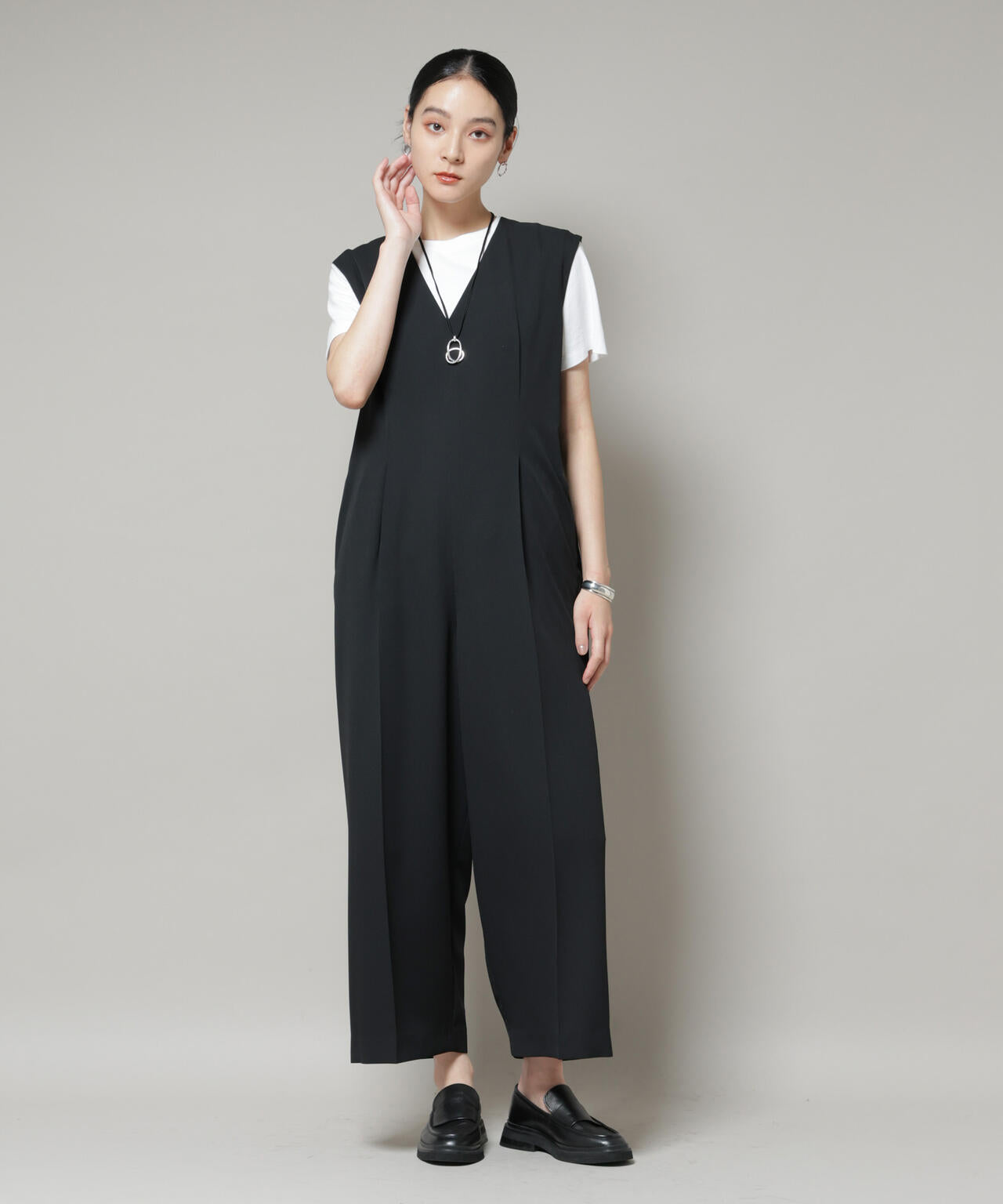 Vネック オールインワン