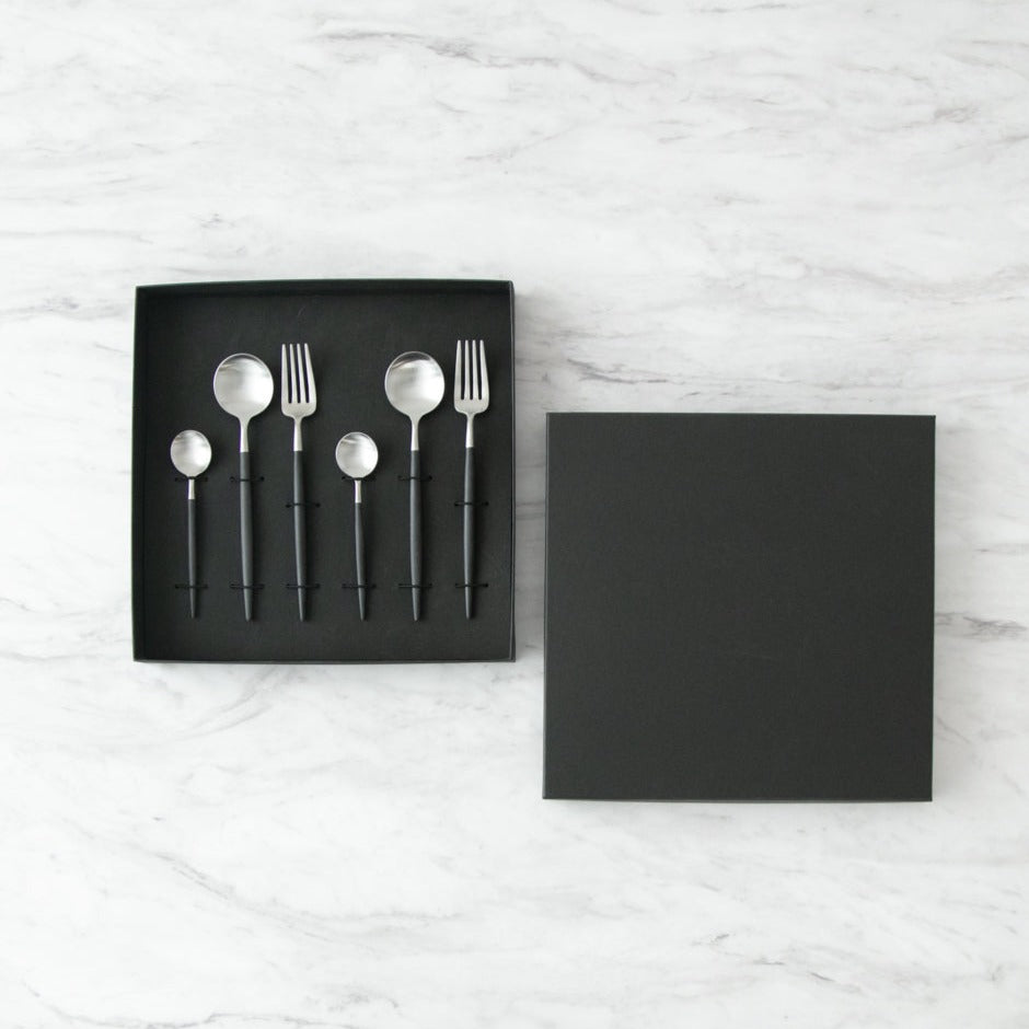 Cutipol(クチポール) ゴア ブラック×シルバー デザート+ティースプーン