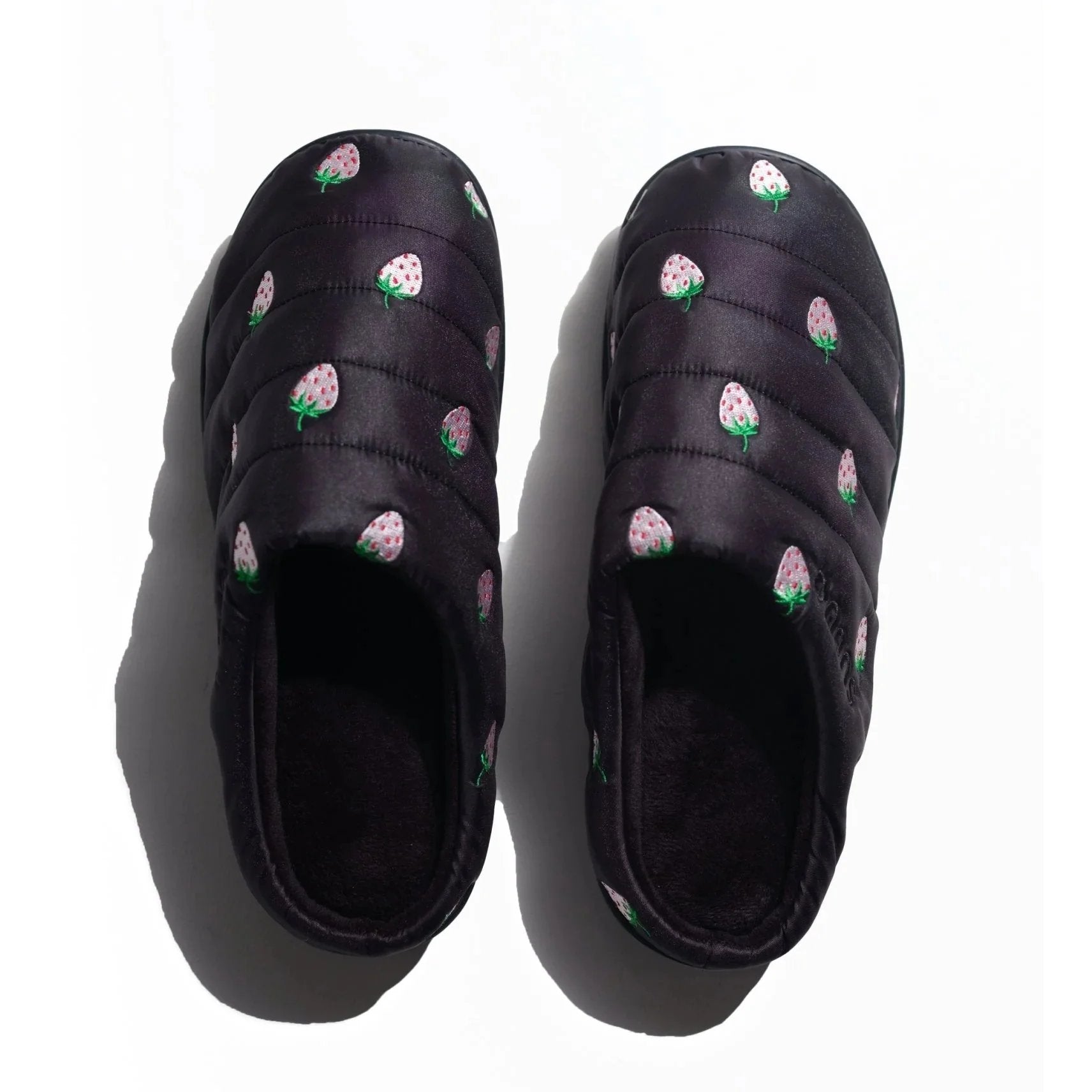 SUBU x Sandy Liang in White Strawberry – SUBU ONLINE STORE