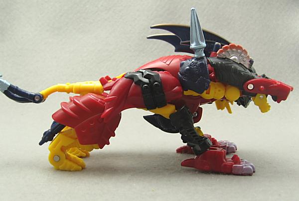 TRANSFORMERS ROBOTS IN DISGUISE BRUTICUS／トランスフォーマーR.I.D