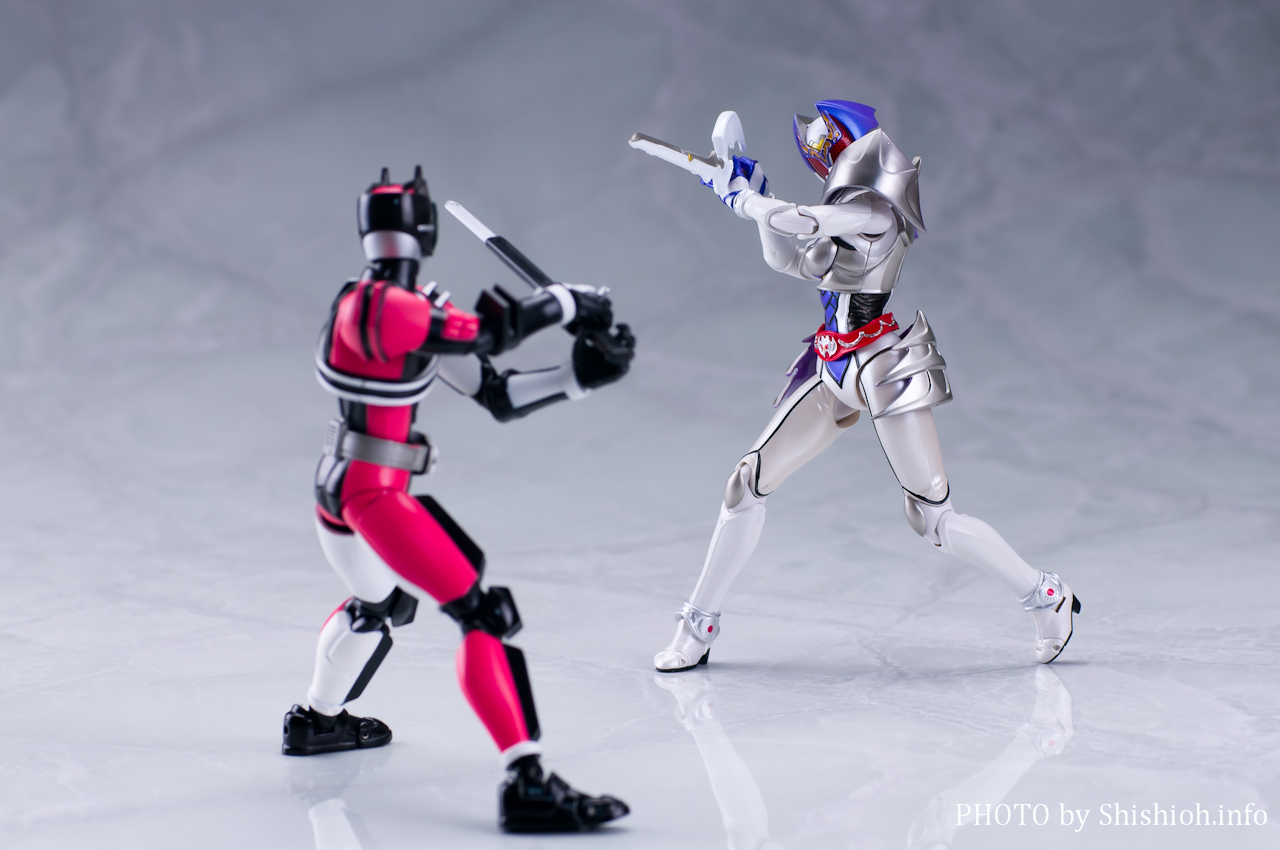 レビュー】 バンダイ S.H.Figuarts 仮面ライダーキバーラ [仮面