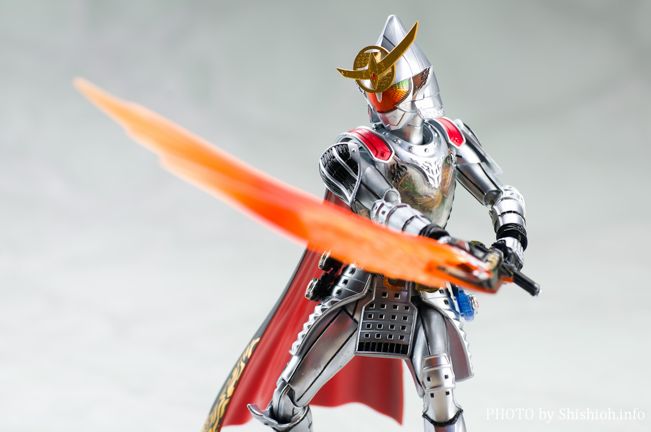 レビュー】 バンダイ S.H.Figuarts 仮面ライダー鎧武 極アームズ [仮面