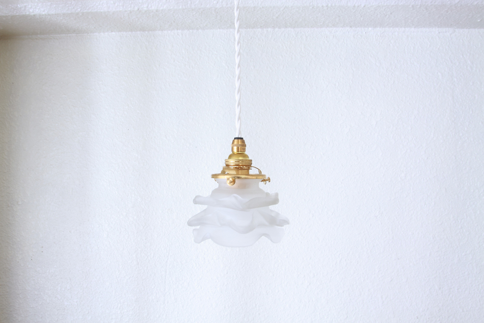 フロストガラス フラワーペンダントランプ｜アンティーク家具・照明の