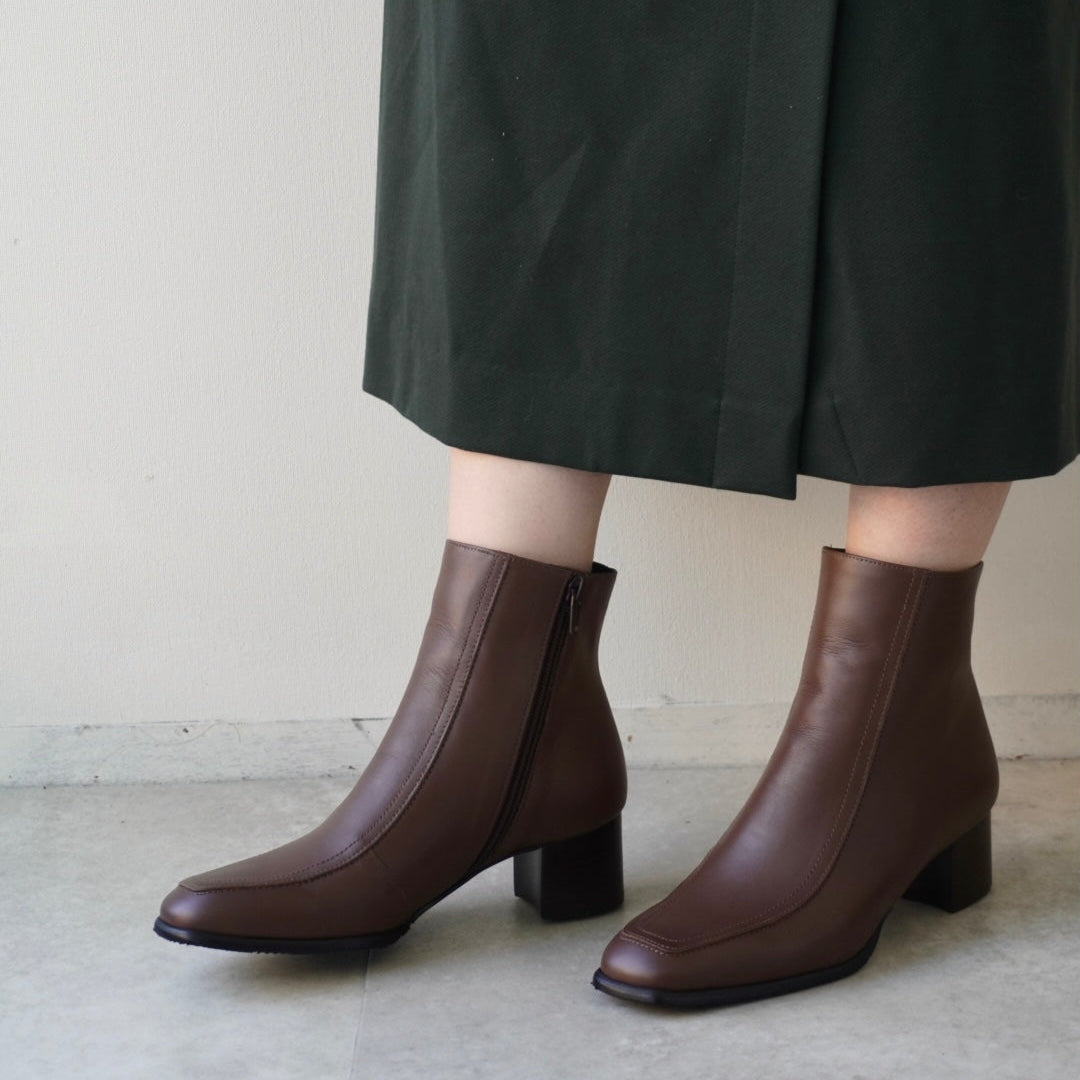 z-9 スクエアトゥショートブーツ／マロンブラウン – ZUCCOTTO