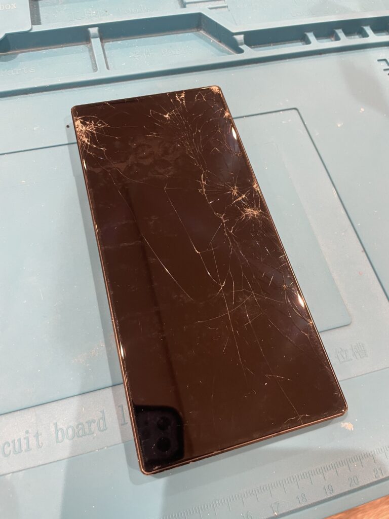 REDMAGIC 8 Pro 画面割れ修理【東京都都内からご来店】 - スマート