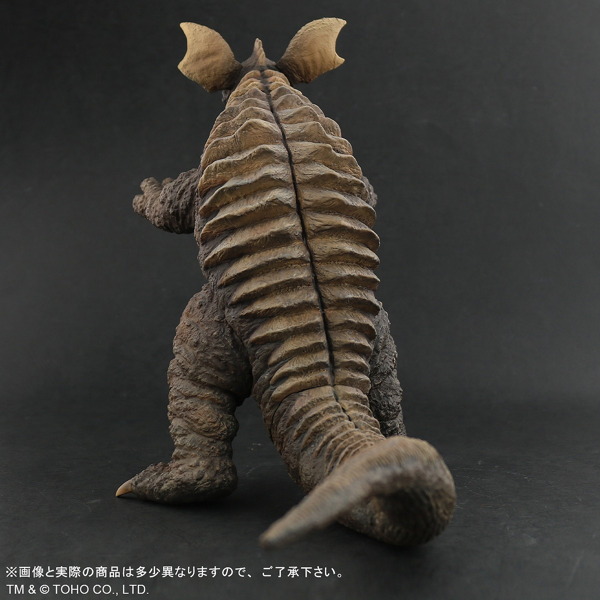 2019年11月19日17時締切で「東宝大怪獣シリーズ バラゴン(1965) 激闘