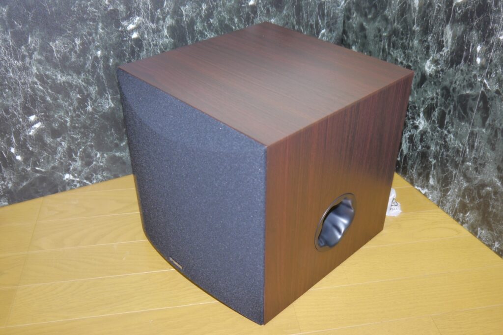 YAMAHA 「NS-SW050 サブウーファー」を購入した - DTM初心者のblog