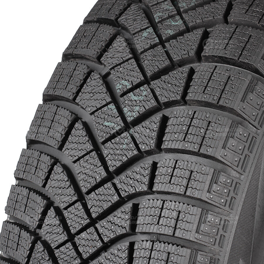 Зимняя шина Pirelli Ice Zero Friction 215/60 R17 100T в Санкт