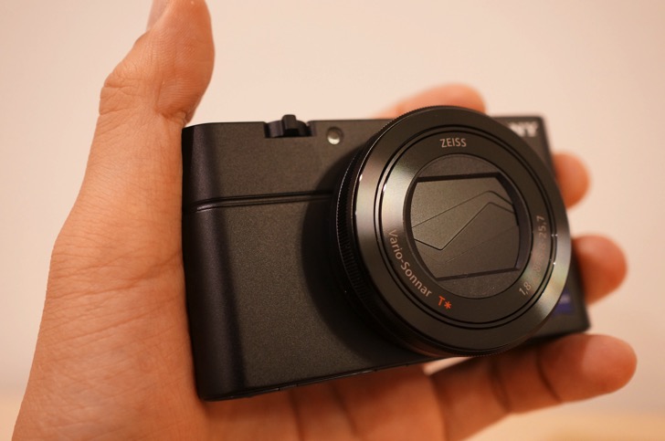 SONYのRX100M3のために買ったアクセサリーのまとめ（グリップ、保護
