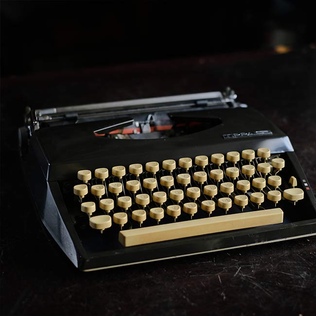 TRIUMPH Tippa S タイプライター インクリボン交換済み – zakka store towi