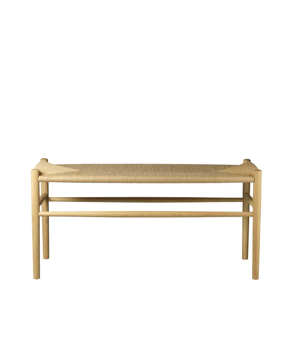 FDB Møbler J163, Piano Bench, Nature Lacquered Oak – rosendahl.com