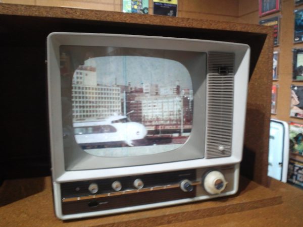 カラーテレビが普及したのも東京オリンピック。なら、VRも東京