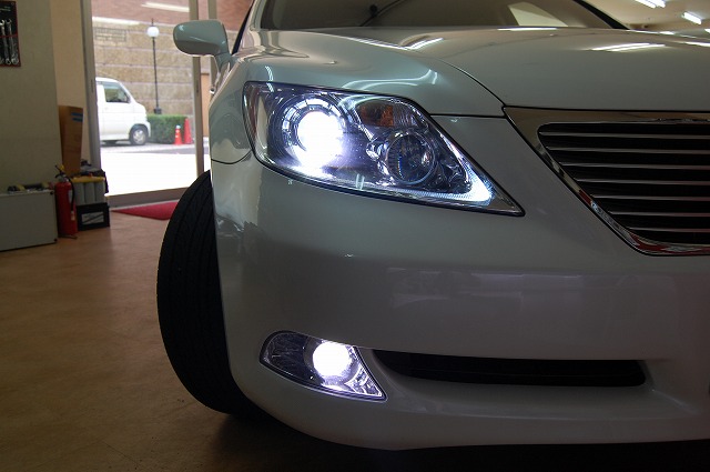 レクサス LS460 純正HIDフォグランプ＆ヘッドライトバルブ 8000k