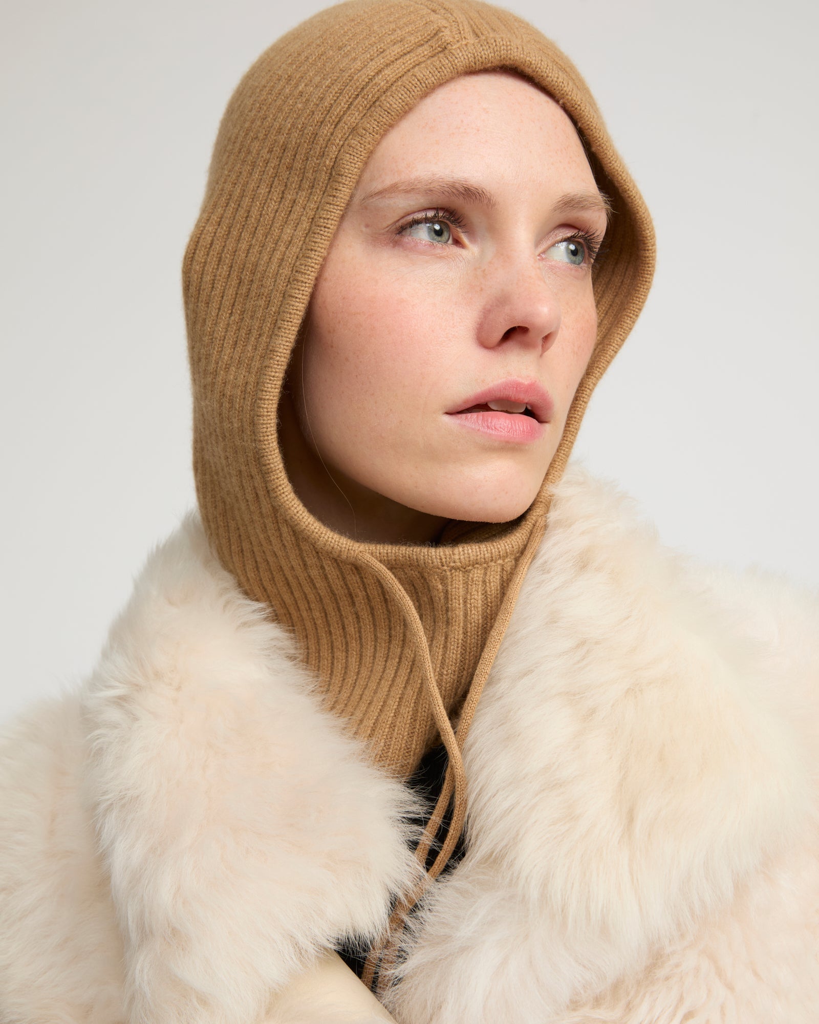 ウィメンズ ニット帽＆ハット - Yves Salomon