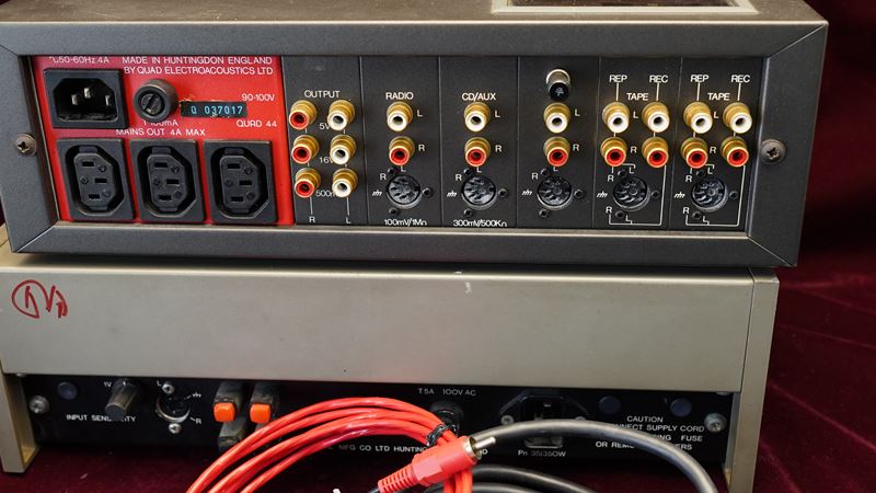 クオード QUAD 44 プリアンプ + QUAD 405 パワーアンプ