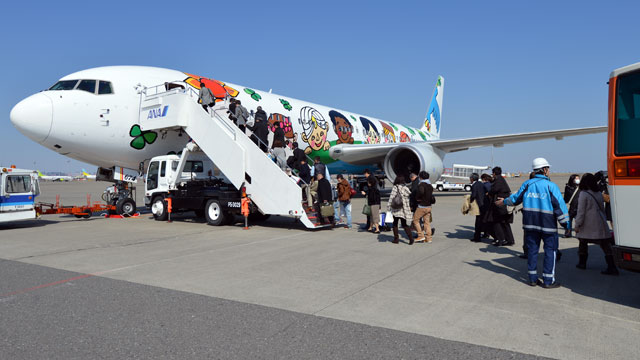 ANA、60周年「ゆめジェット」初便就航 宮崎へ