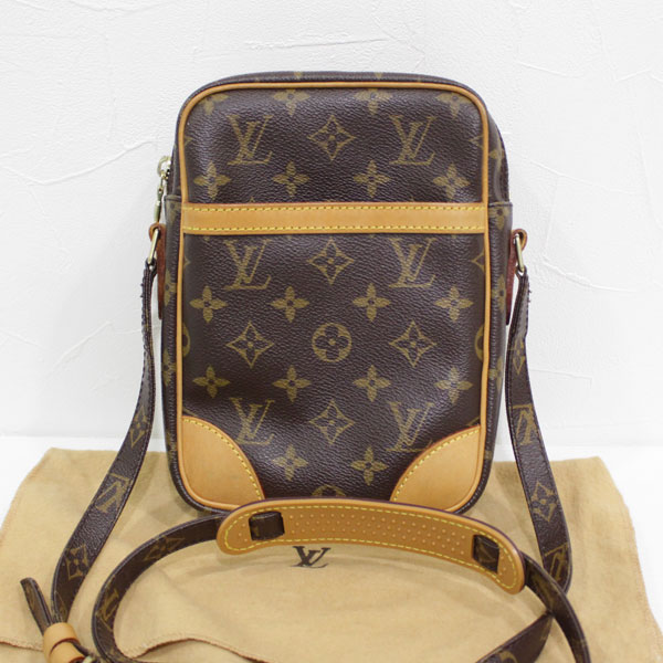 ルイヴィトン ダヌーブ モノグラム ショルダーバッグ 斜めがけバッグ