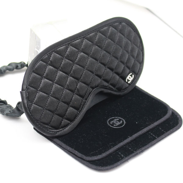 新品 シャネル CHANEL アイマスク&ケース シルク マトラッセ 黒