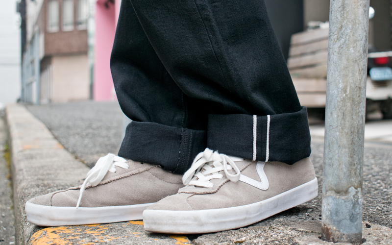 ヘヴィーで厚いこちらが！ | デニム・ジーンズの製造・販売