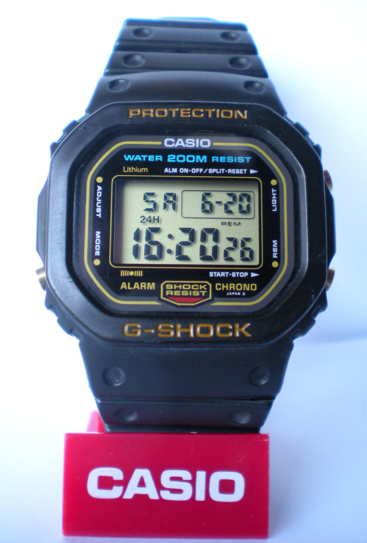 CASIO - DW-5600C-9V - G-shock - Vintage Digital Watch - Digital