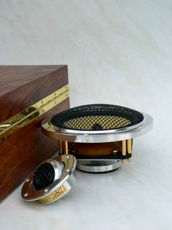 ZR Speaker Lab – E:S CORPORATION