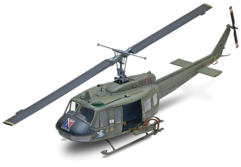 UH-1D ヒューイ ガンシップ | 株式会社 ハセガワ
