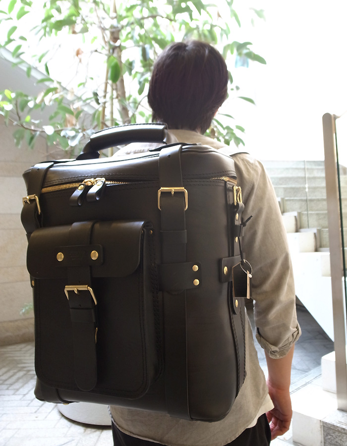 本店スタッフのお勧めボディバッグ&リュック｜革鞄・革小物のHERZ公式通販