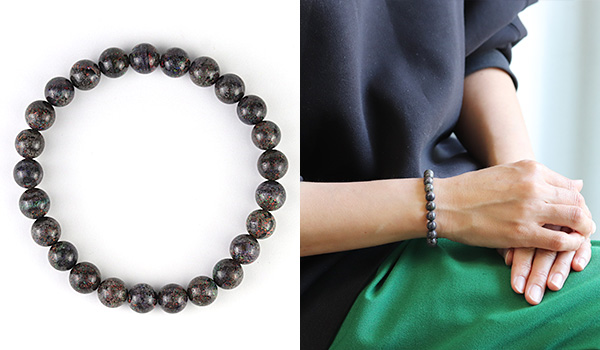 一点もの】素通しブレス（オーストラリア産ブラックマトリックス