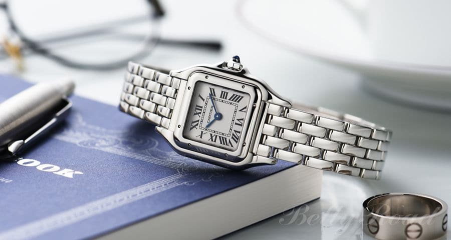 カルティエの「パンテール」を徹底解説！～ジュエリーのように使える