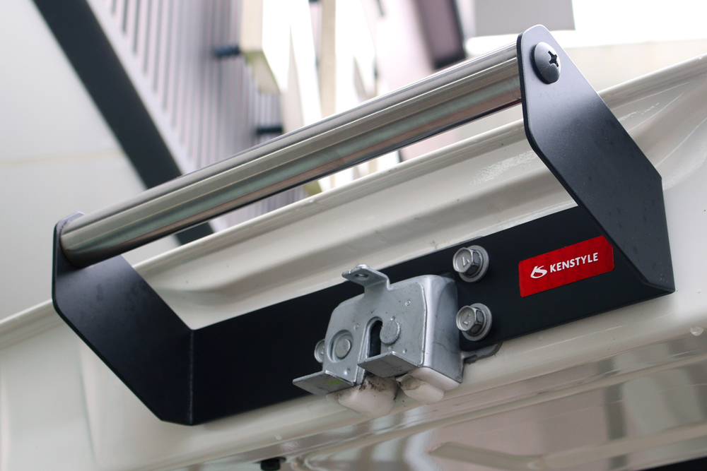 リアゲートクローズバー - エアロパーツ・スポイラー KENSTYLE／ケン