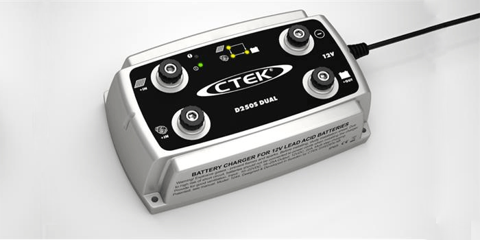 D250S DUAL+SMARTPASS｜走行充電器｜製品一覧｜カーバッテリー充電器の