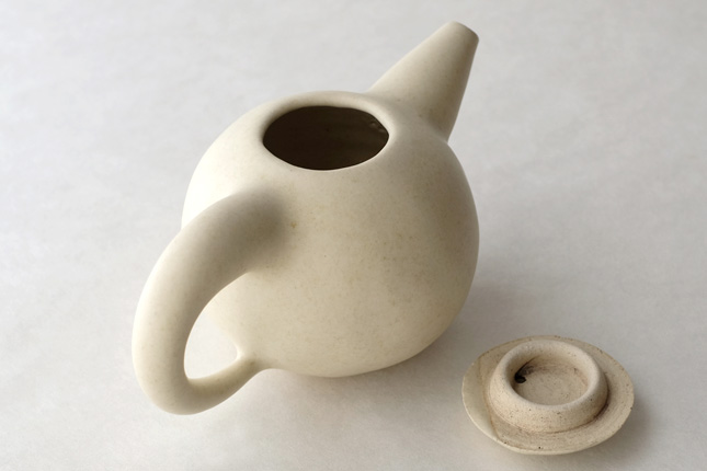 白釉ポット 大 岩田圭介 | 作家もの和食器通販【暮らし用品】