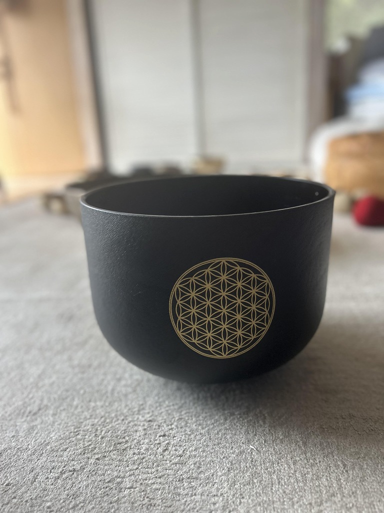 クリスタルシンギングボウル フラワーオブライフ 神聖幾何学 商品詳細