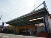 株式会社リヴレーゾン - 水戸黄門が先導