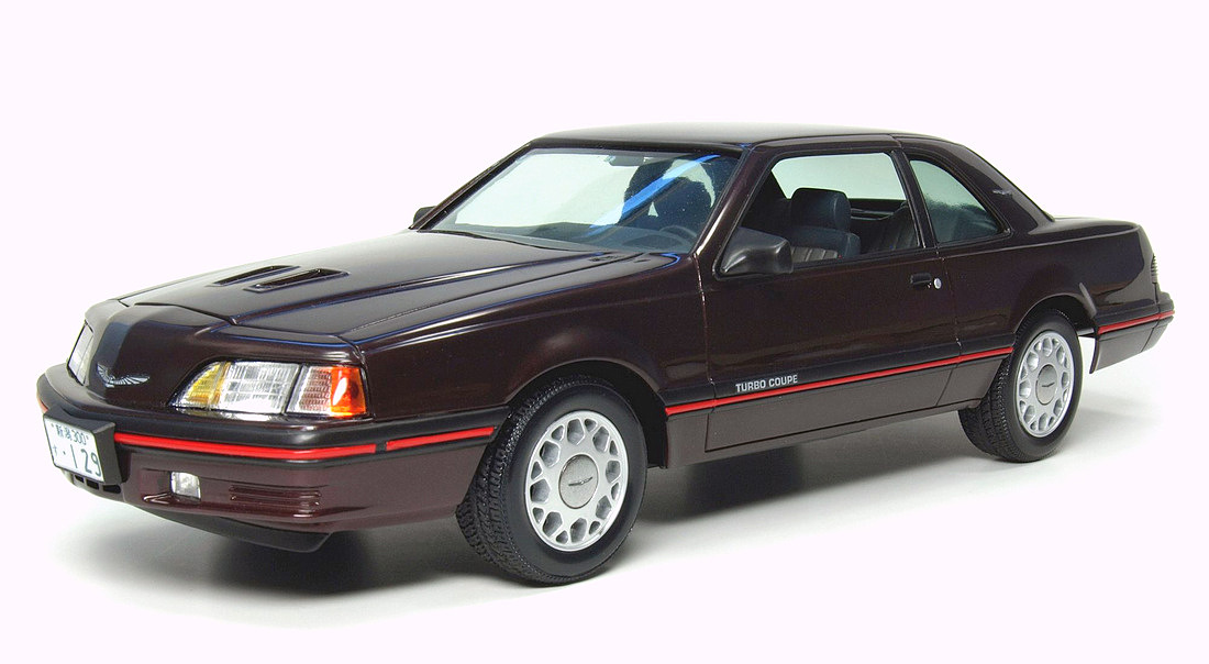 2台のサンダーバード