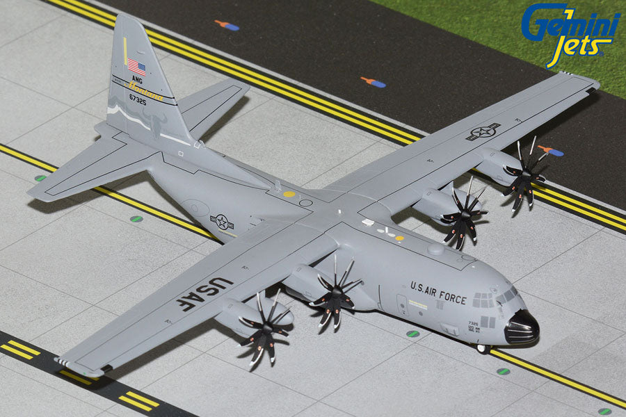 Gemini Jets G2AFO1410 1:200 U.S. Air Force C-130H Hercules 96-7325