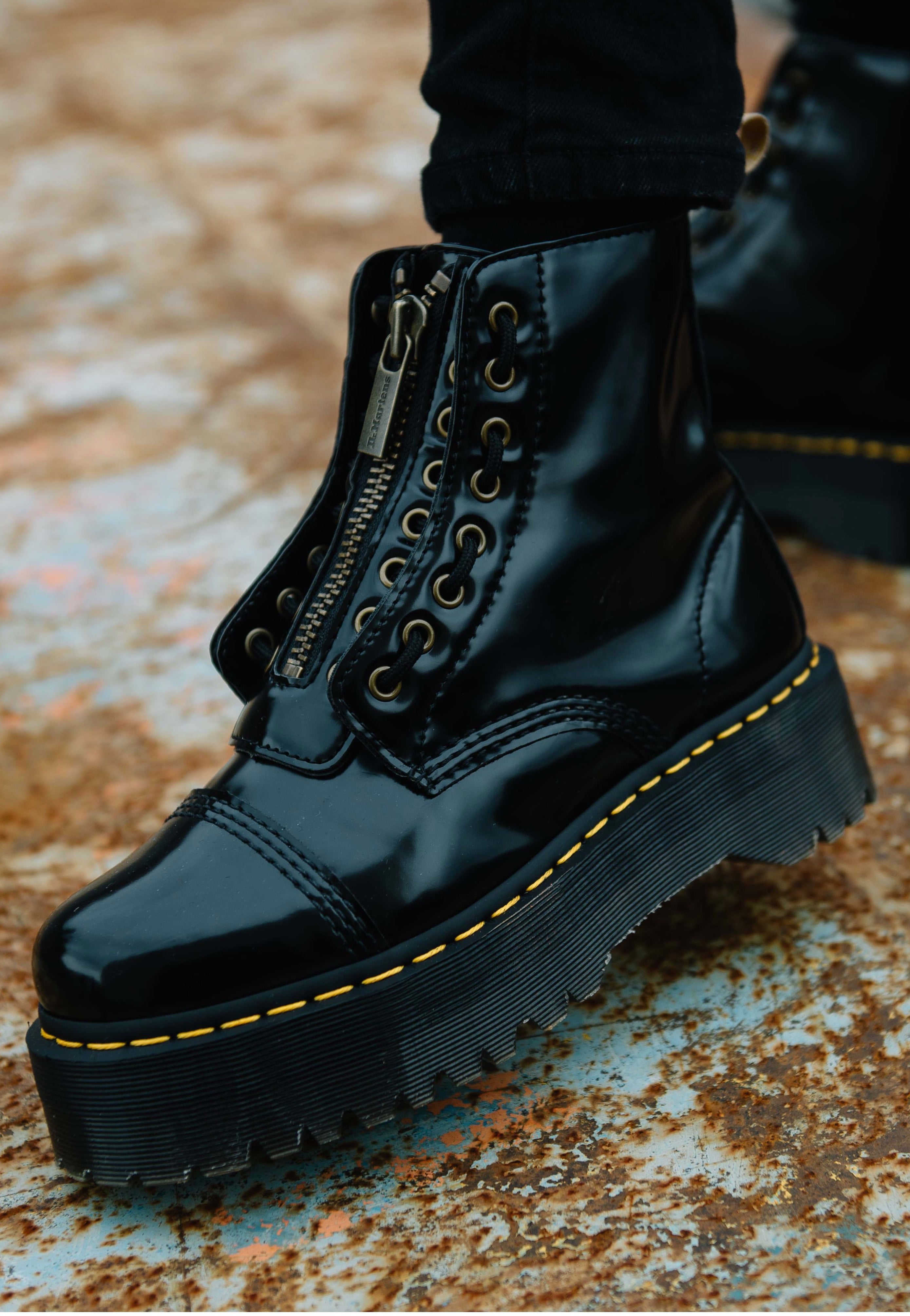 Dr. Martens - Vegan Sinclair Black Oxford - Girl Shoes | Nuclear Blast