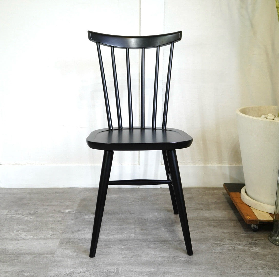 秋田木工 ハンナチェア ダイニングチェア 軽い ブラック 木 コンパクト