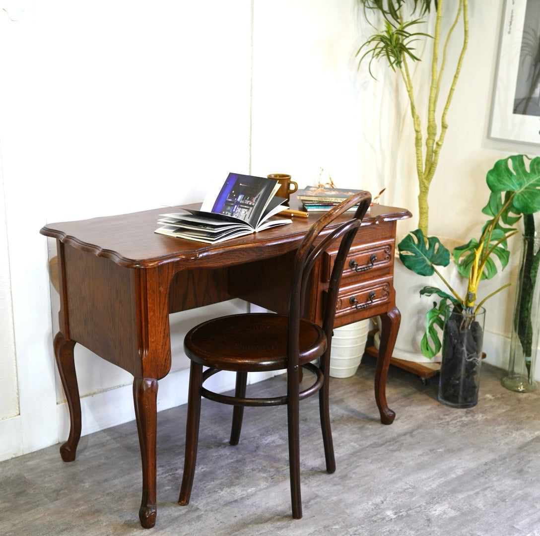 三越ブルージュ / Brugge オーク材 デスク アンティーク風 猫脚 中古