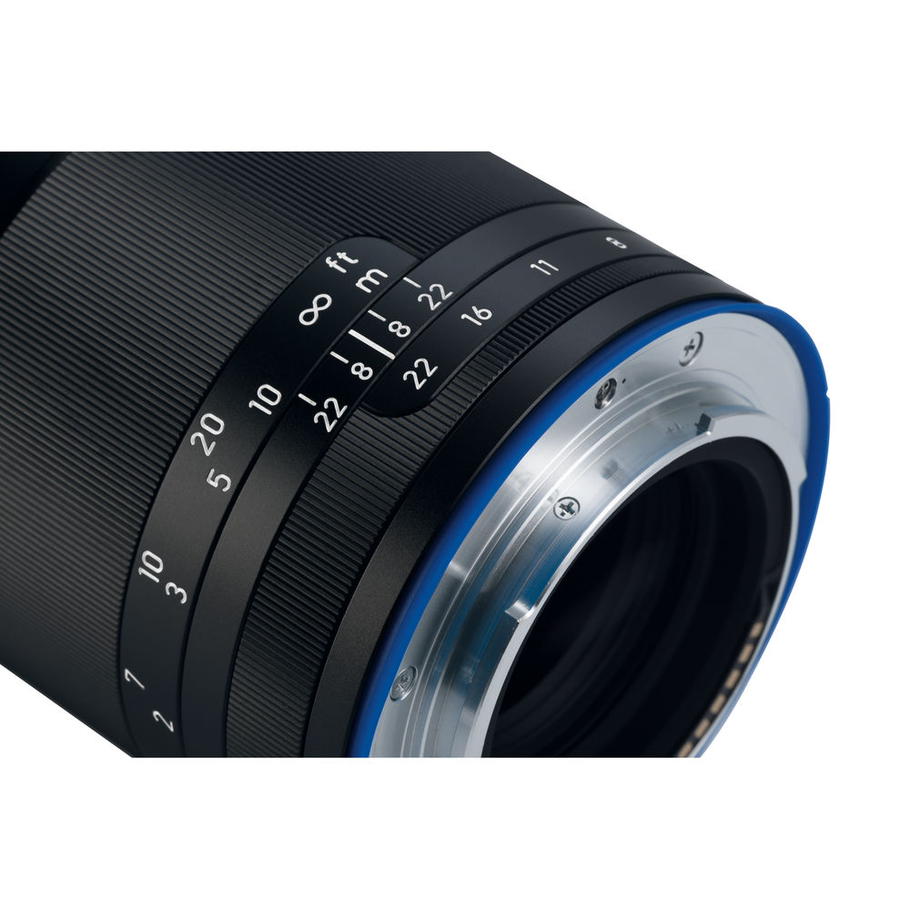 The Zeiss Loxia 85 f/2.4 Lens Review. Beautiful Perfection