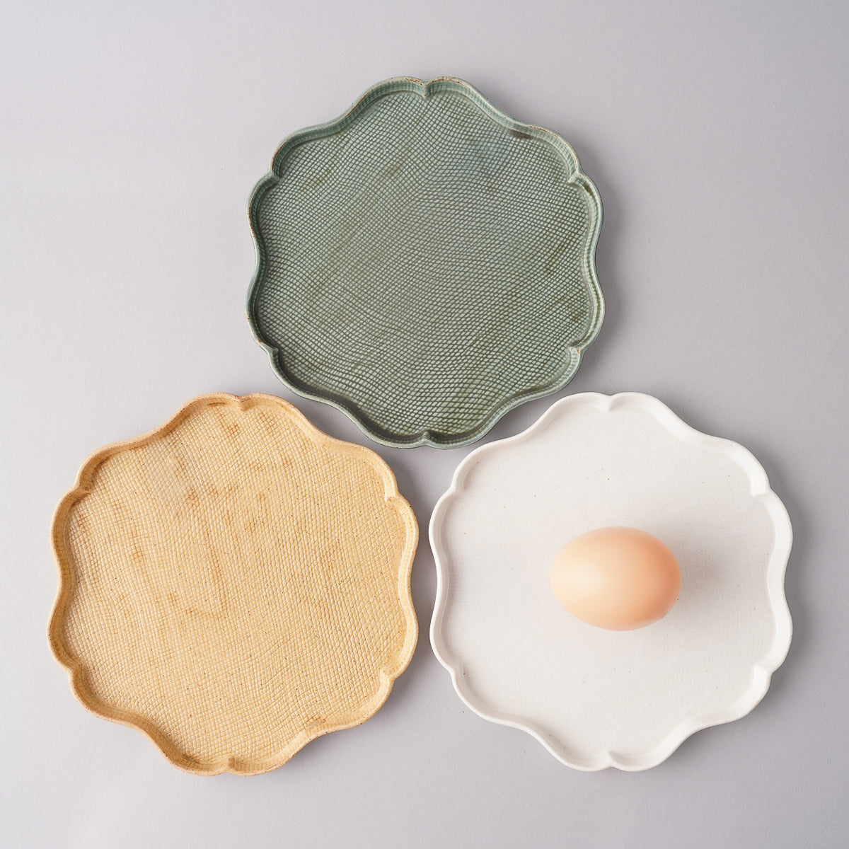 母」 織部 布目 沢瀉図 隅切 小皿 5客 （A） 母」 織部 布目 沢瀉図 隅