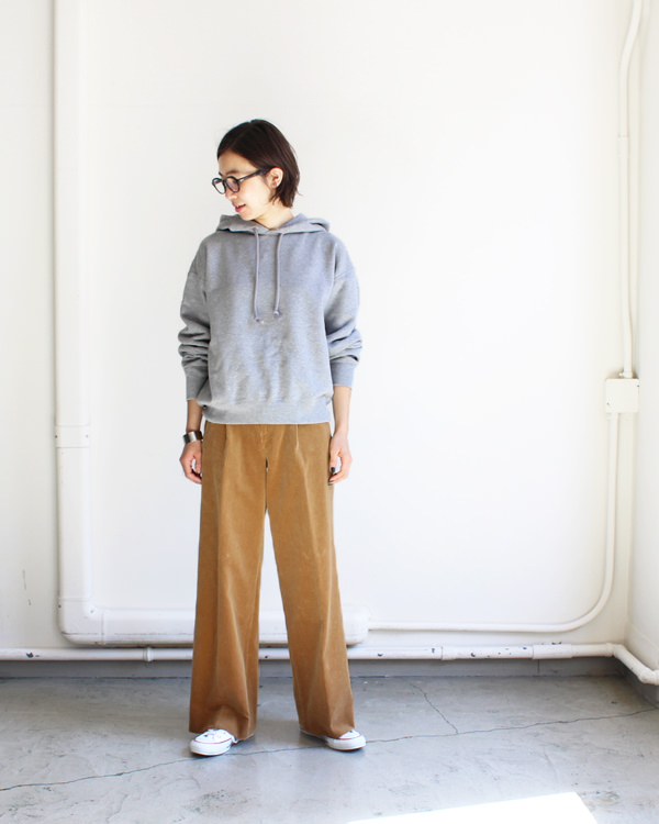 AURALEE（オーラリー） WASHED CORDUROY WIDE SLACKS | STRATO BLOG