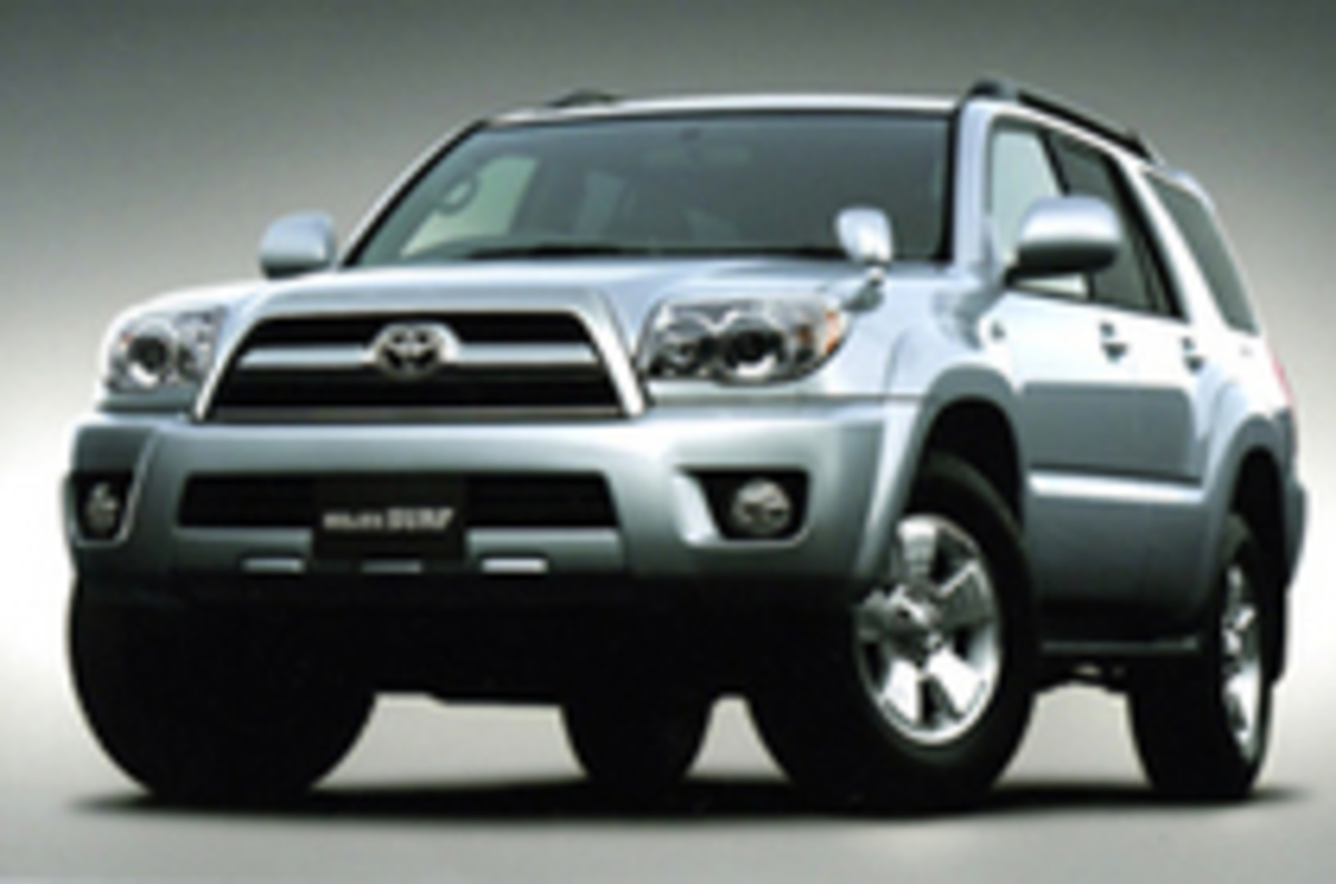 トヨタ・ハイラックス サーフ」「ランドクルーザー プラド」を