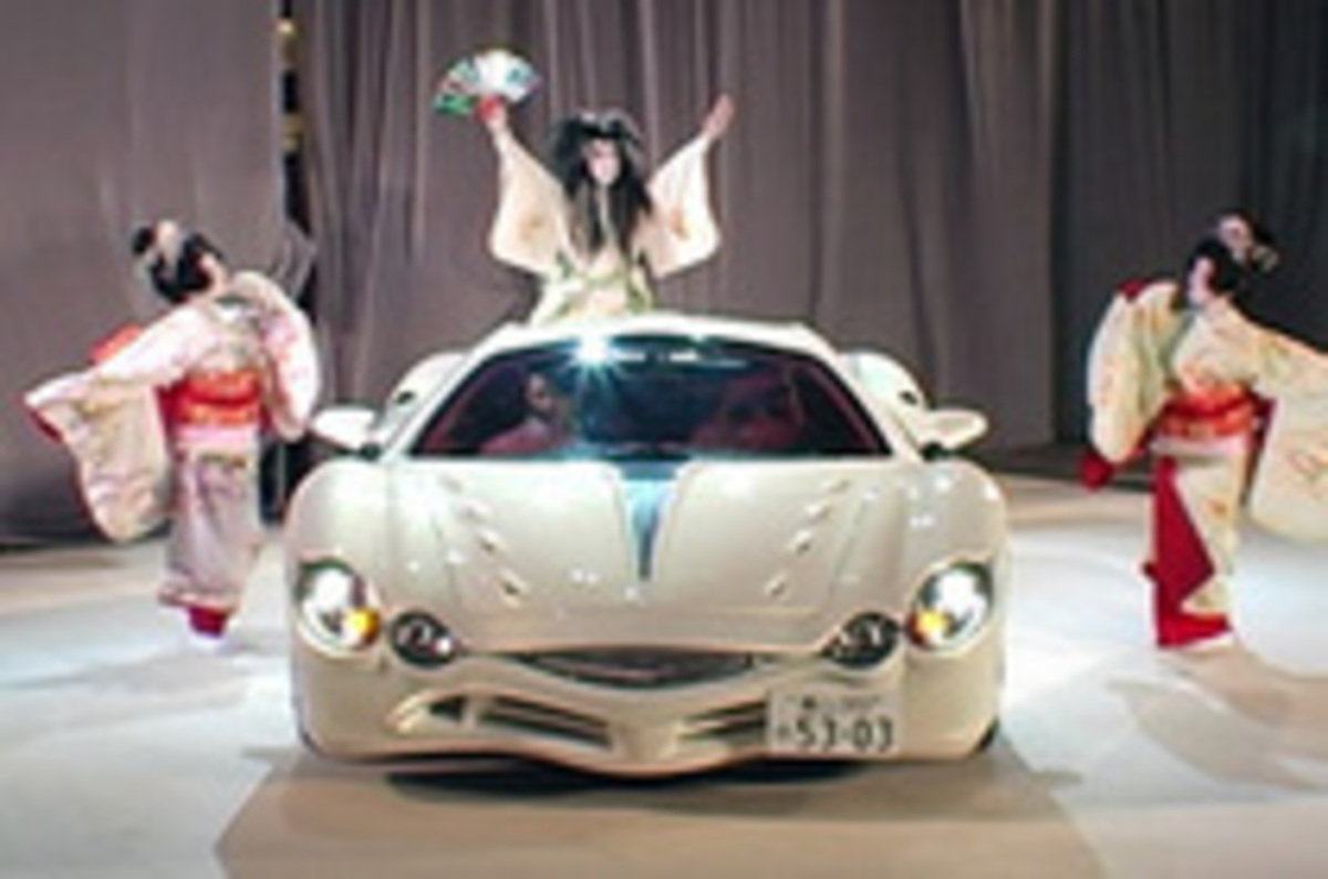 光岡の“ファッションスーパーカー”「大蛇（オロチ）」発表 【ニュース