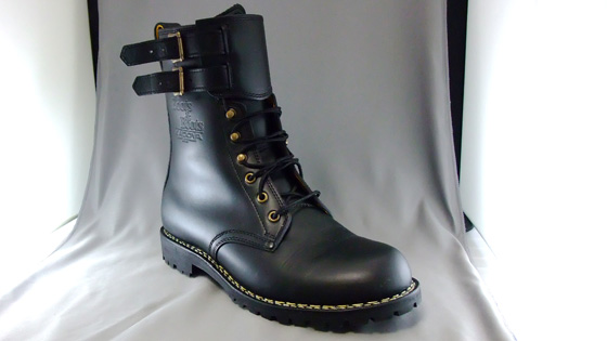 職人魂が込められたライディングブーツに惚れたっ！ – wolf-blog