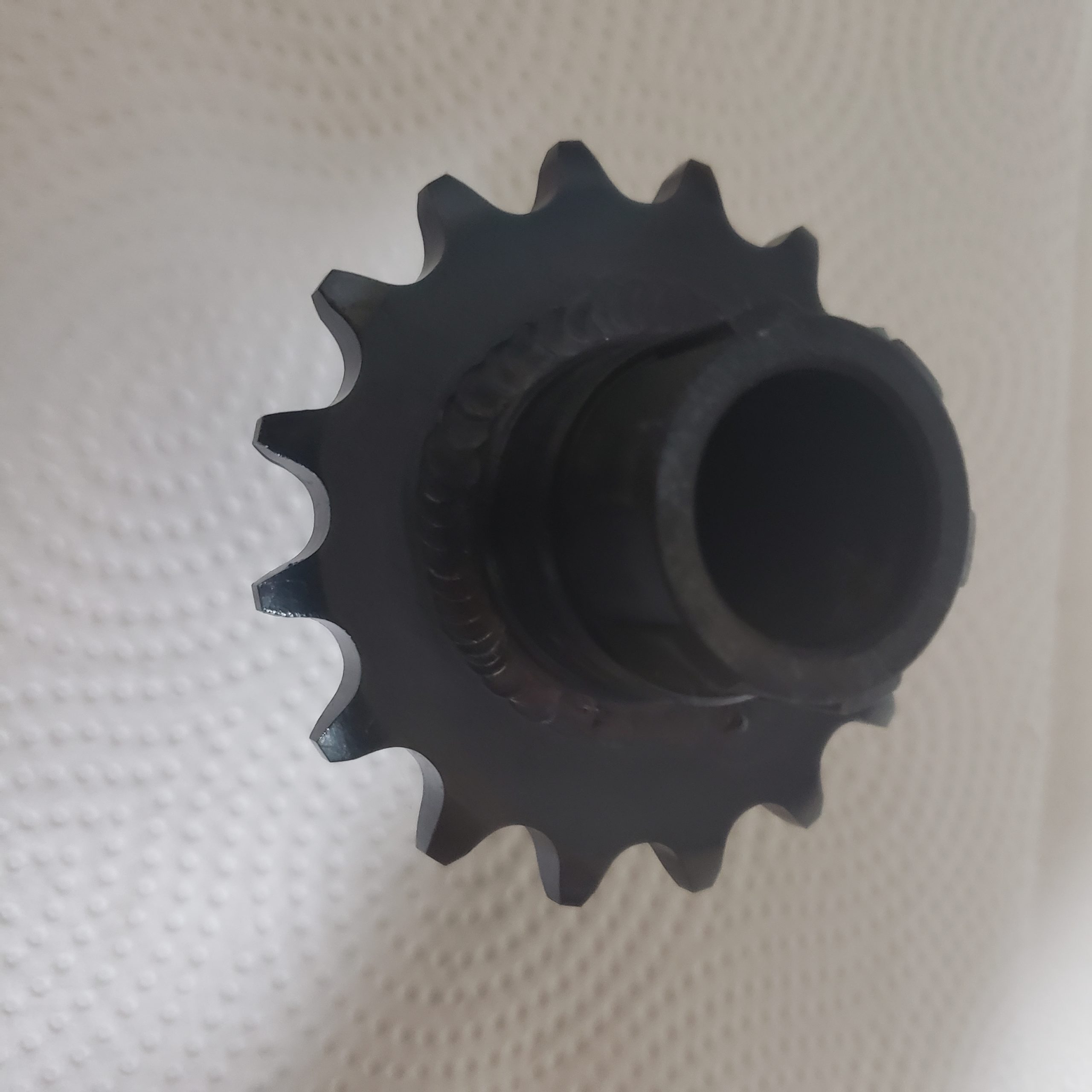 モトラの泣き所フロントスプロケット貴重な16T！なかなかお目にかかれ