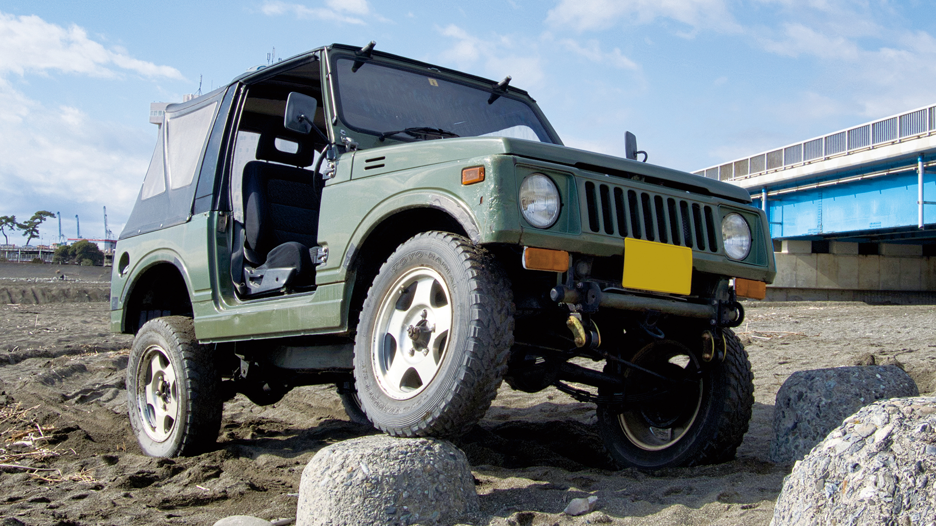 4×4KITAGAWA】希少な幌仕様！軽さと足廻りが極上のジムニー｜LETS GO